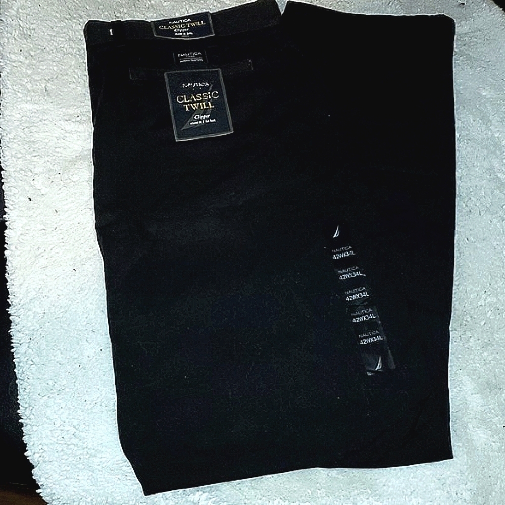 Nautica Classic Twill Clipper Relaxed fit Flat Front Pants Black 42Wx32L